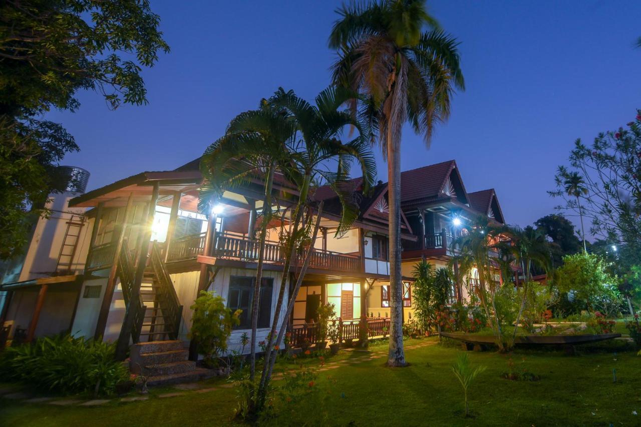 Hotel Kongmany Colonial House Muang Không Exterior foto