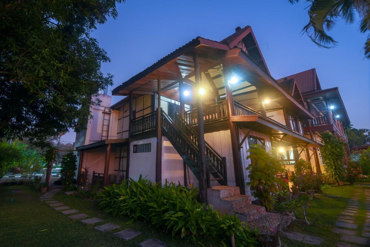Hotel Kongmany Colonial House Muang Không Exterior foto