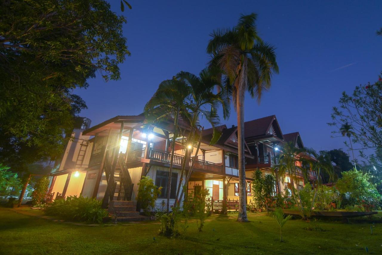 Hotel Kongmany Colonial House Muang Không Exterior foto