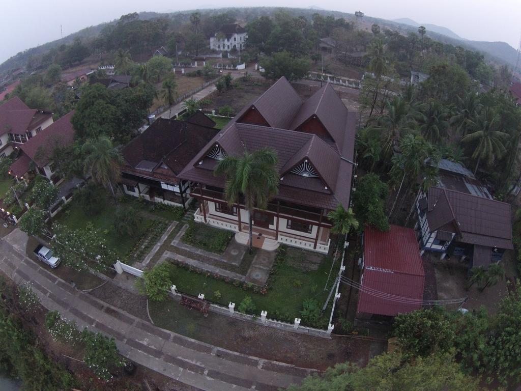 Hotel Kongmany Colonial House Muang Không Exterior foto