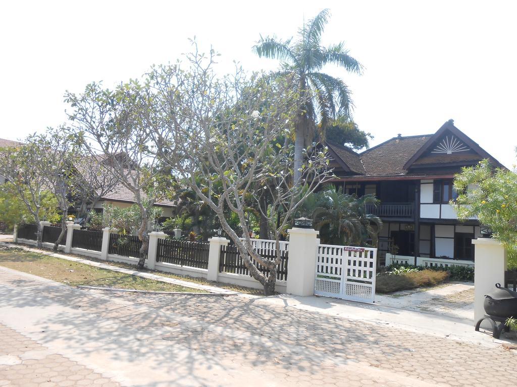 Hotel Kongmany Colonial House Muang Không Exterior foto